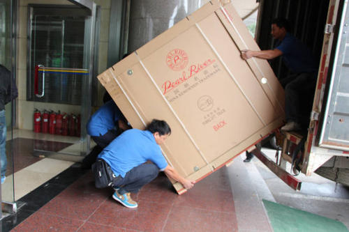 扶风钢琴贵重工艺品无忧运